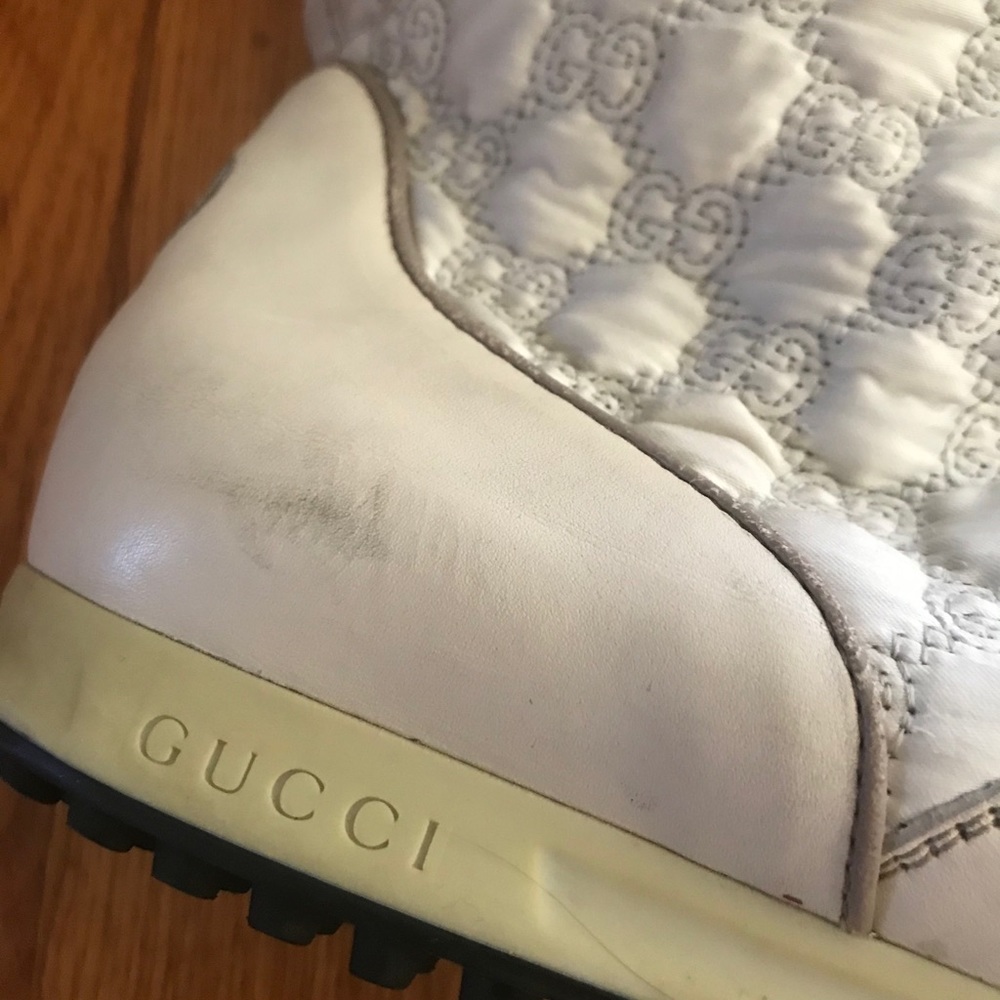 ๐ฏ Authentic GUCCI fur boots - Picture 16 of 16